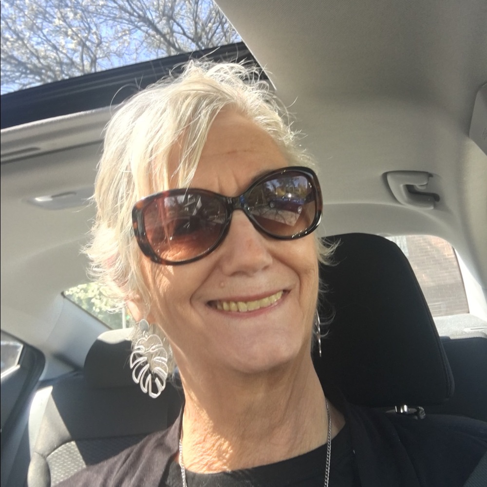 Meet your Posher, Patricia